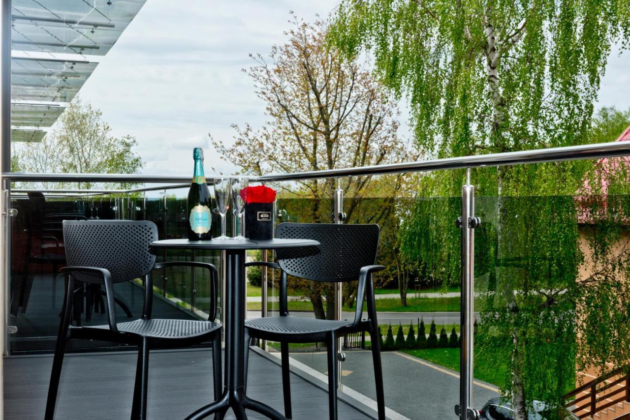 Blueapart Apartland Residence Ястарня Екстериор снимка