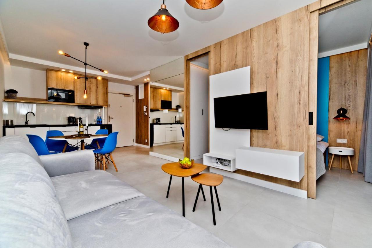 Blueapart Apartland Residence Ястарня Екстериор снимка