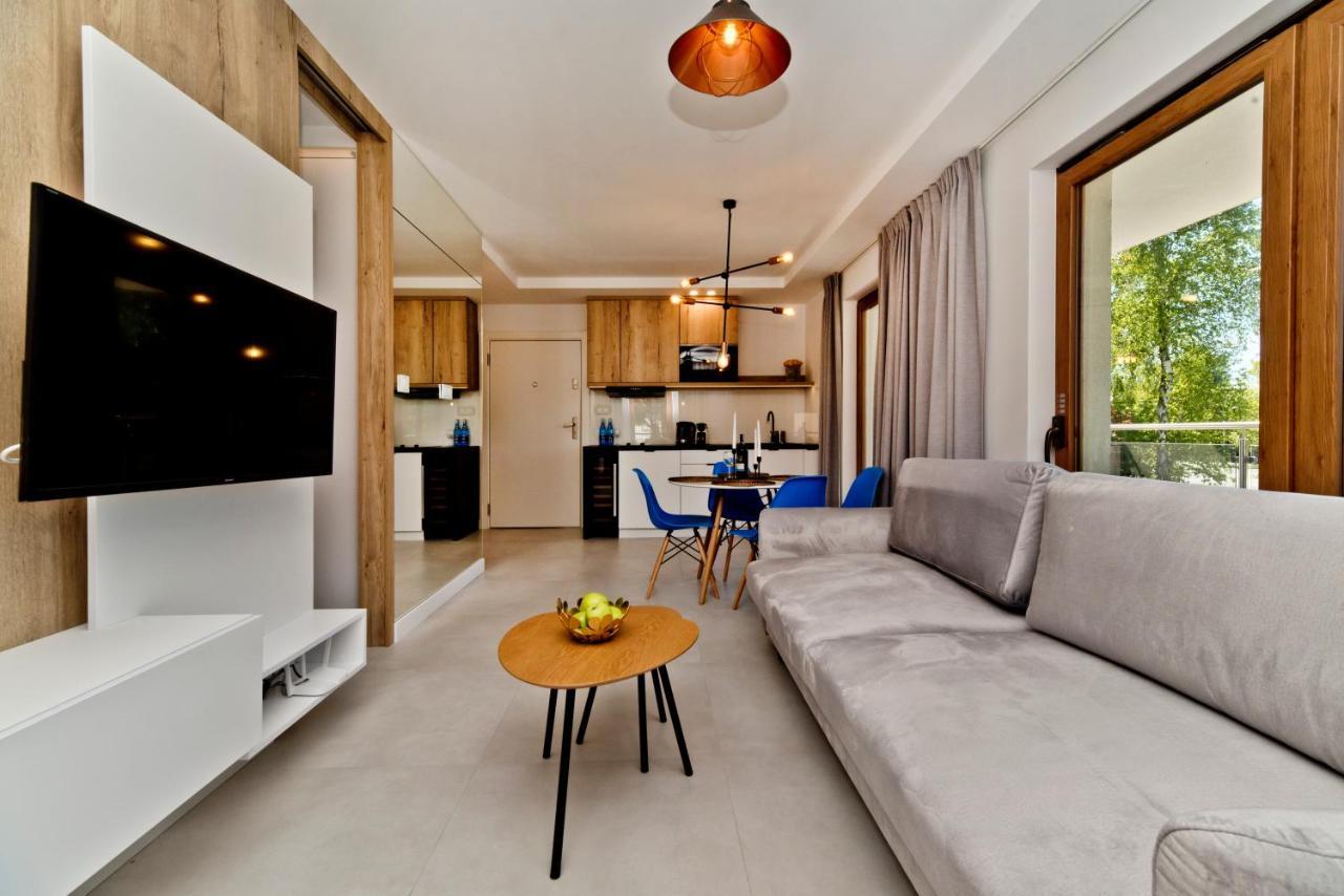 Blueapart Apartland Residence Ястарня Екстериор снимка