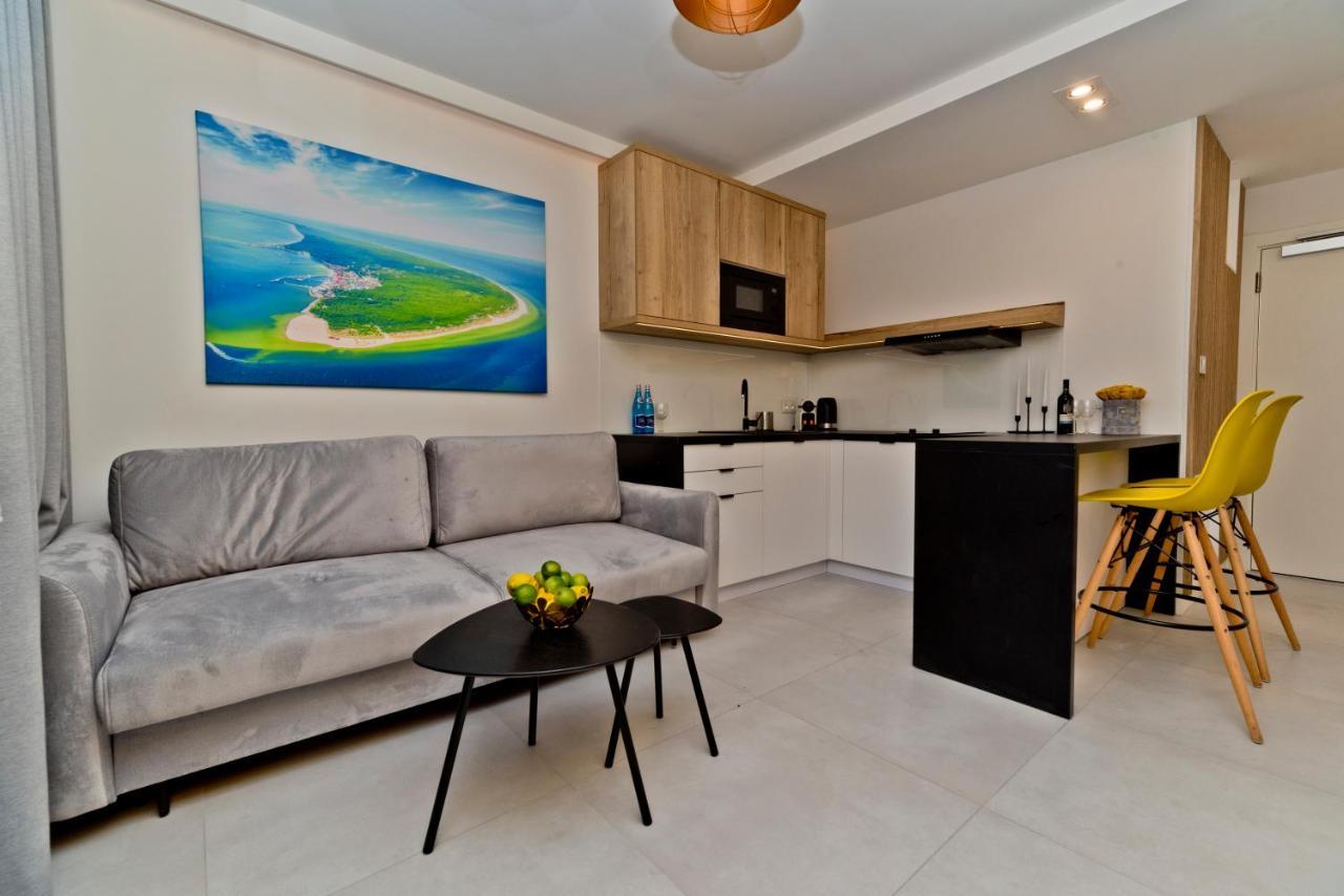 Blueapart Apartland Residence Ястарня Екстериор снимка